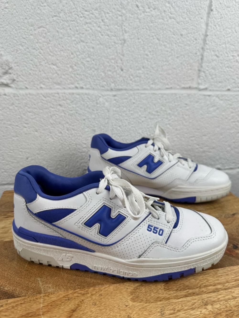 New Balance 550 White Blue Leather Sneakers BBW550WB Women’s 8 Men’s 6.5 EU 39